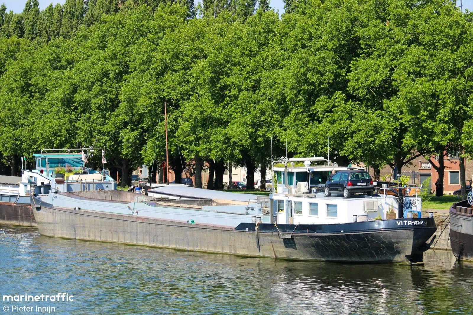 Vita Nova — thumbnail 2